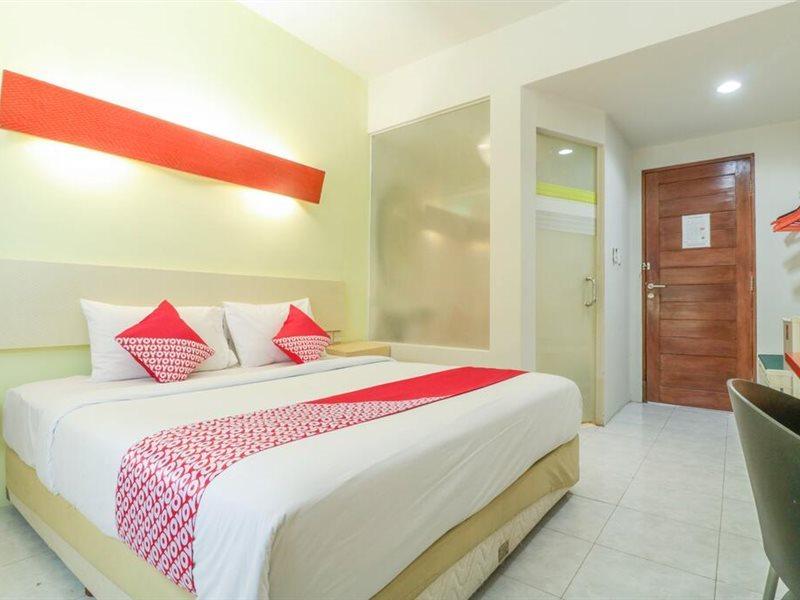 Reddoorz Plus At Sunrise Hotel Sanur エクステリア 写真