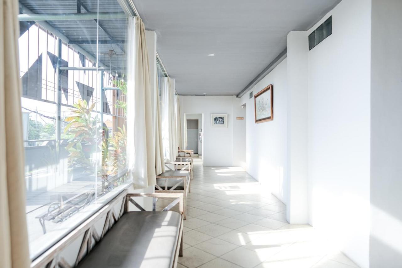 Reddoorz Plus At Sunrise Hotel Sanur エクステリア 写真